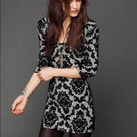 Free People Dresses & Skirts - Free People Intimately Fair Maiden Velvet Dress